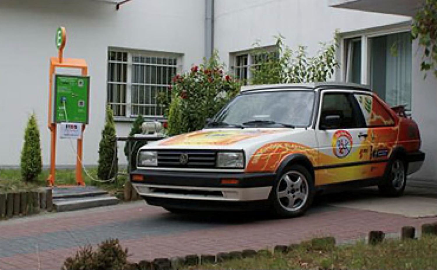 first electric car project ekoenergetyka