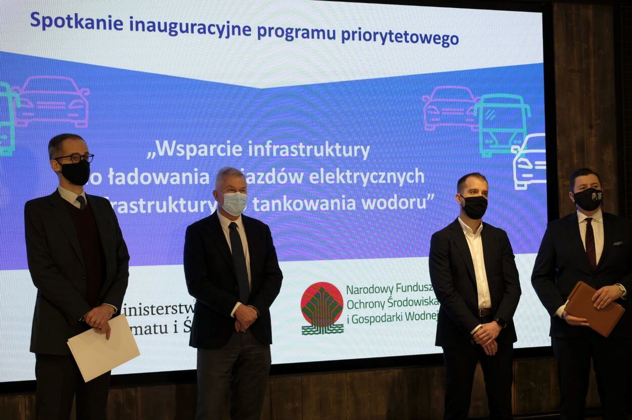 dofinansowania do zakupu stacji ładowania samochodów elektrycznych, Spotkanie inauguracyjne programu  dofinansowania do zakupu stacji ładowania samochodów elektrycznych., Ekoenergetyka